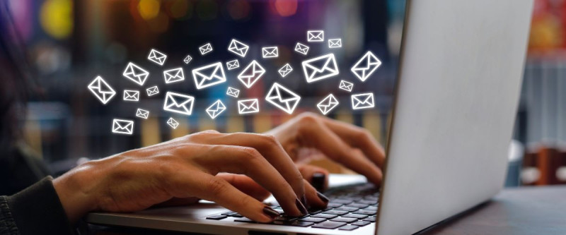 Come scrivere una email in inglese?